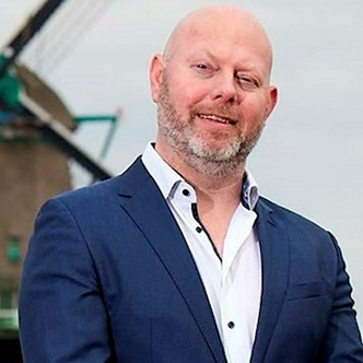 Kevin-de-Heer-hoofd-business-services-financien-it-en-actuariaat-card