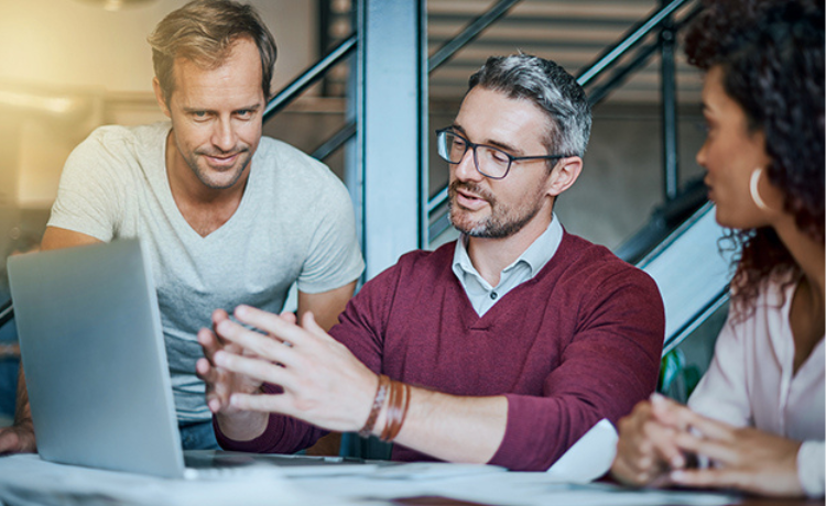 Laptop vergadering 750x460